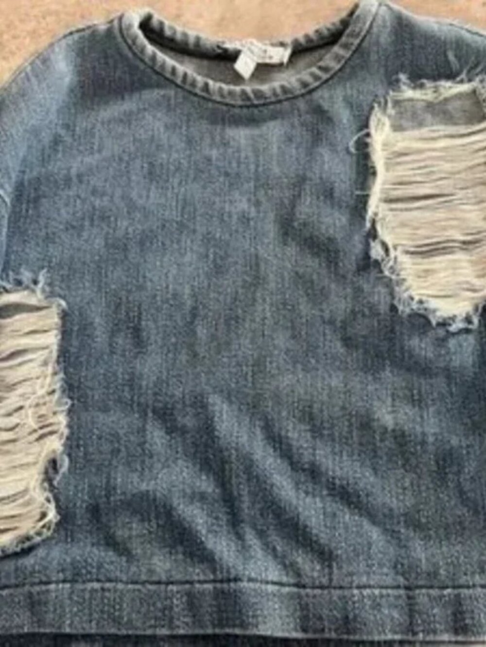 Designer Fall-Winter 2018 Ready-To-Wear Collection Distressed Denim Top Sweater - Picture 16 of 16